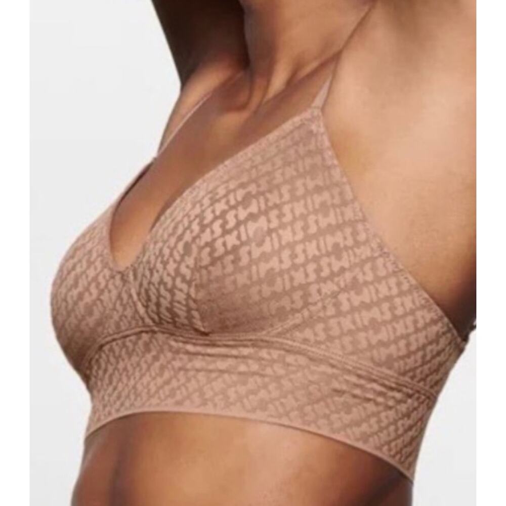 373 - NWOT SKIMS LOGO SKIMPY‎ TRIANGLE BRALETTE Sz L